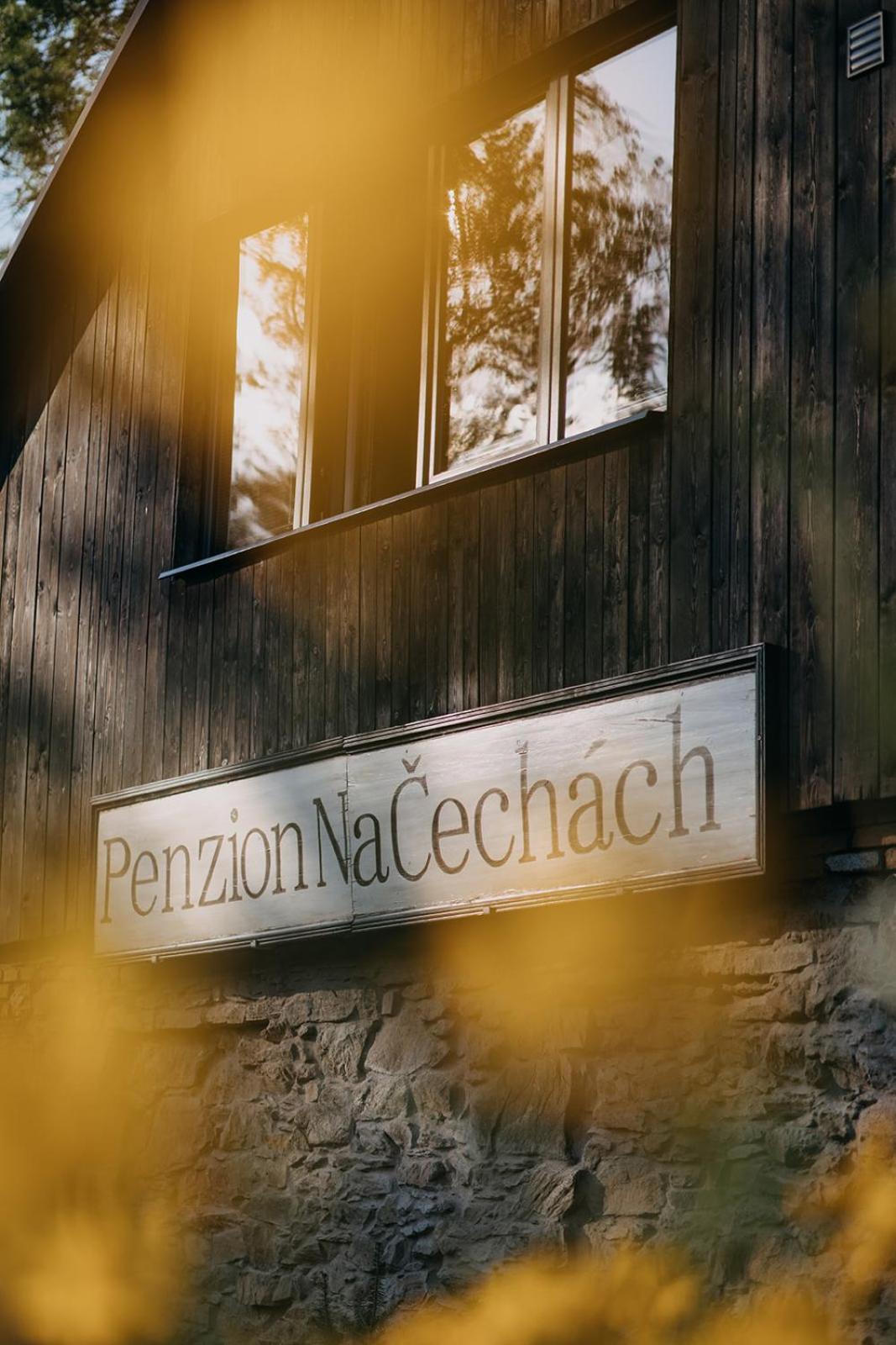 Restaurant A Penzion Na Cechach Hotel Korouhev Exterior photo